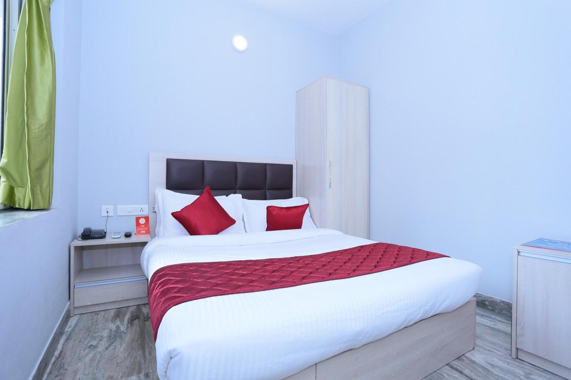 Super Townhouse Prince Palace Thiruvananthapuram Екстериор снимка